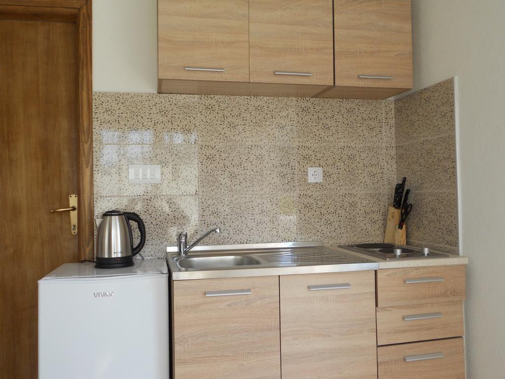 Apartment Djukovic Petrovac Buitenkant foto