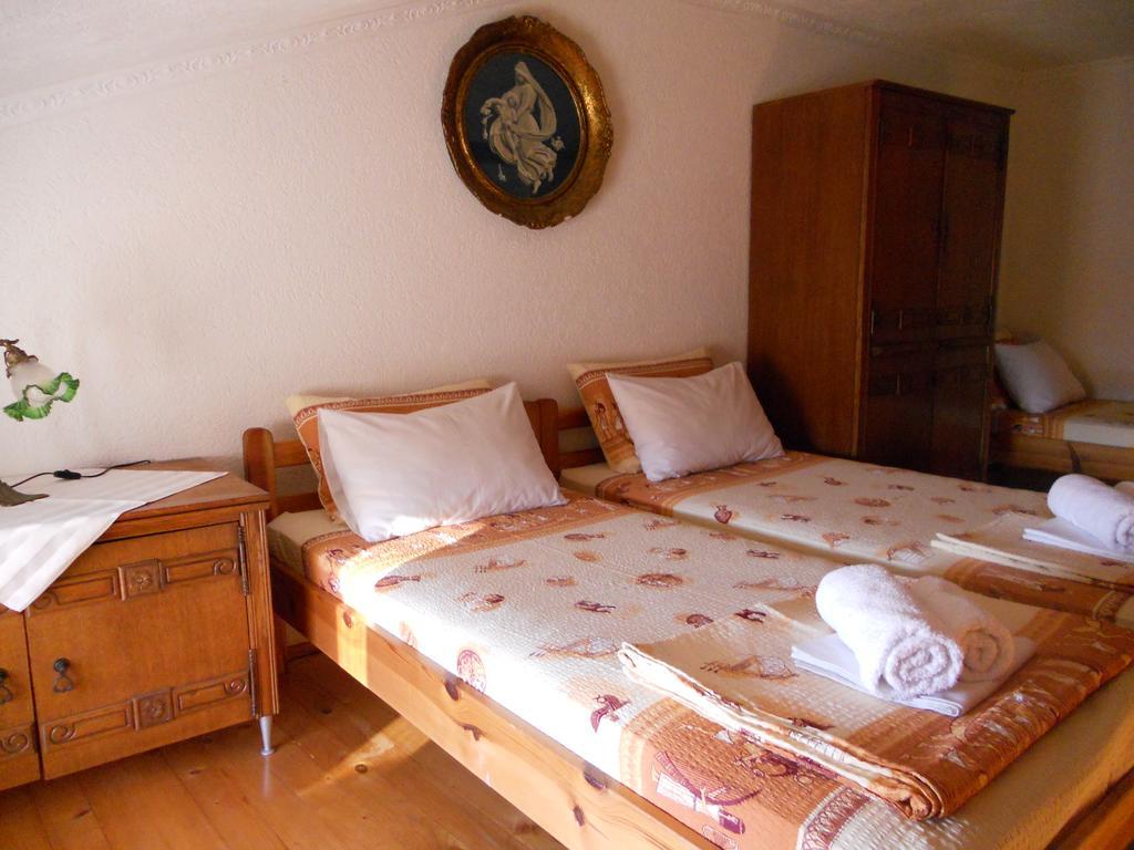 Apartment Djukovic Petrovac Buitenkant foto